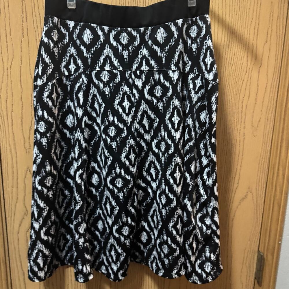 Relativity A-line skirt size M